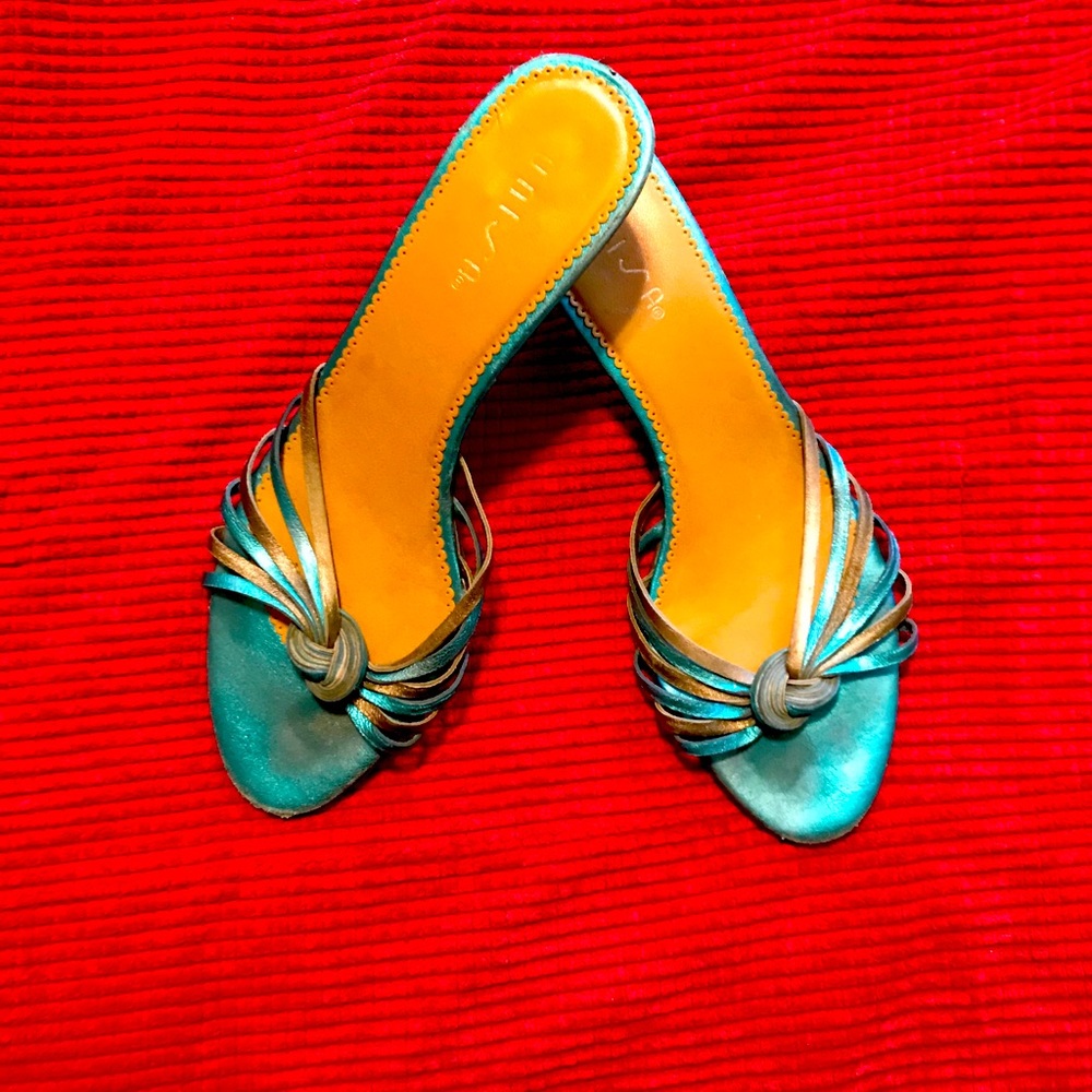 Unisa Kitten heel metallic sandals